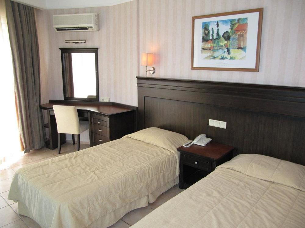 Ideal Pearl Hotel - Adult Only Marmaris Bagian luar foto